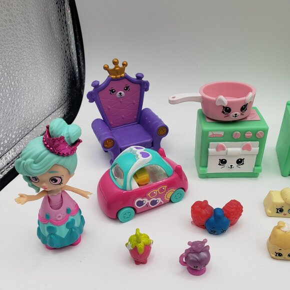 Shopkins Figures Plus Accessories Mixed Lot Seasons Moose Toys Dolls Car / D3 - Picture 3 of 6